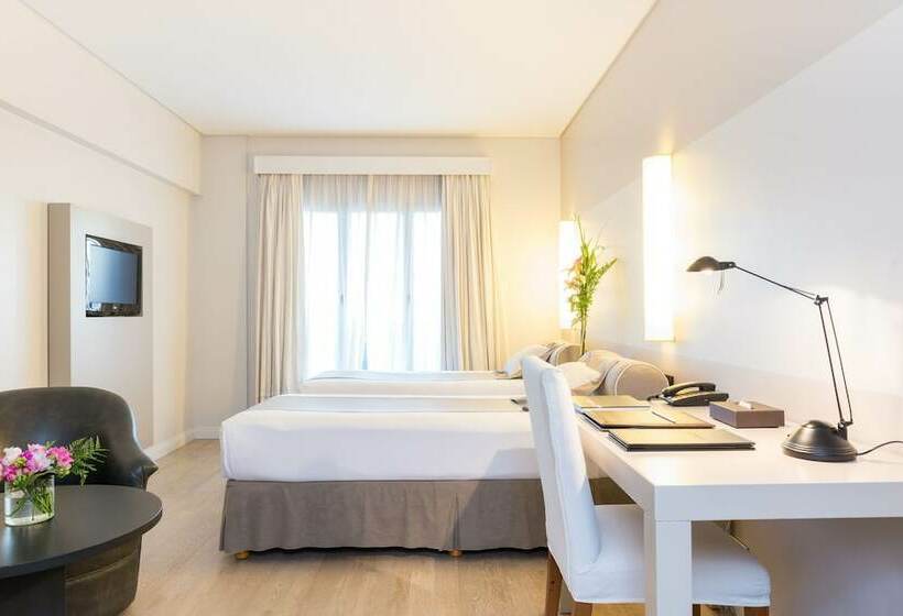 استودیوی استاندارد, Loi Suites Recoleta