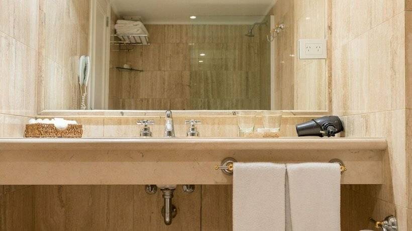 استودیوی استاندارد, Loi Suites Recoleta