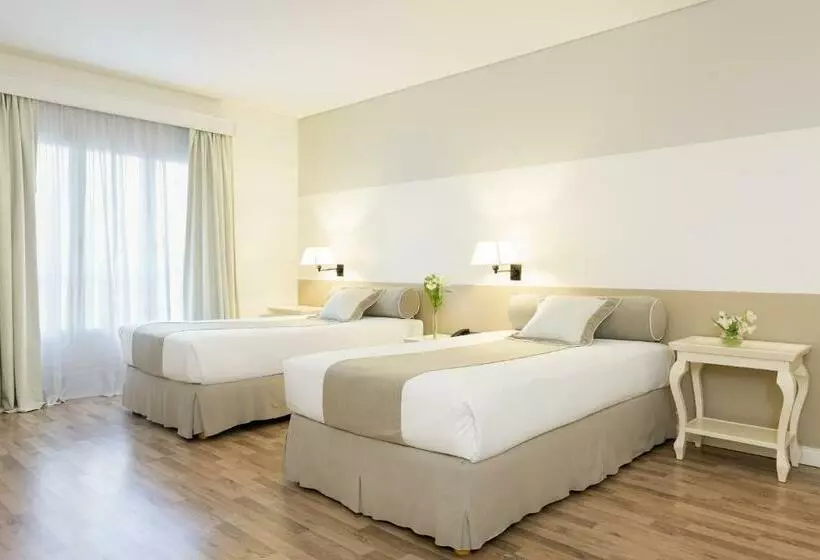استودیو اجرایی, Loi Suites Recoleta