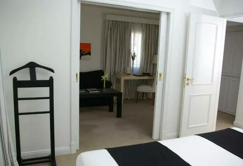 سوییت اجرایی, Loi Suites Recoleta