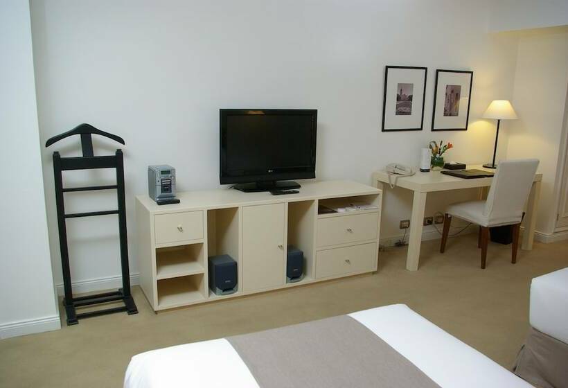 سوییت اجرایی, Loi Suites Recoleta