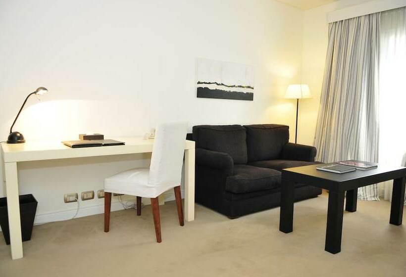 سوییت اجرایی, Loi Suites Recoleta