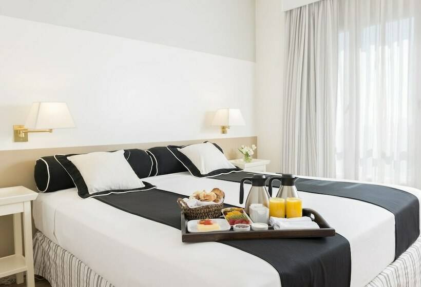 سوییت اجرایی, Loi Suites Recoleta