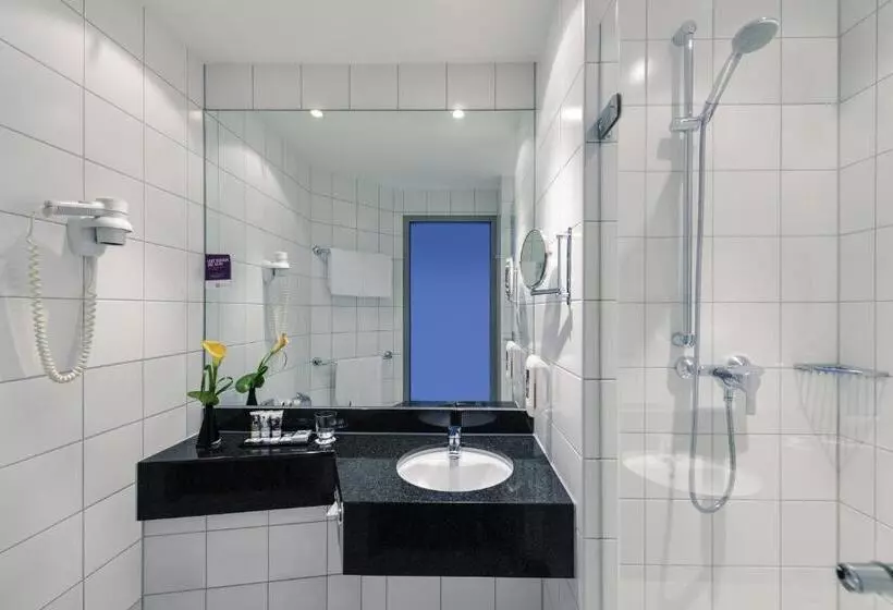 اتاق استاندارد, Mercure Hotel Frankfurt Eschborn Helfmann Park