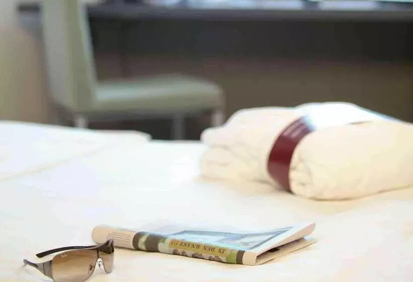 اتاق استاندارد, Mercure Hotel Frankfurt Eschborn Helfmann Park