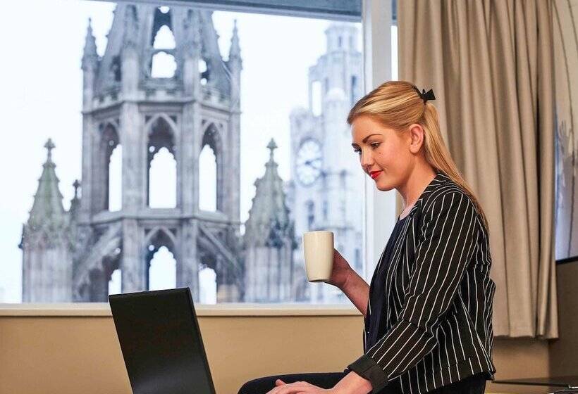 高级家庭房间, Mercure Liverpool Atlantic Tower