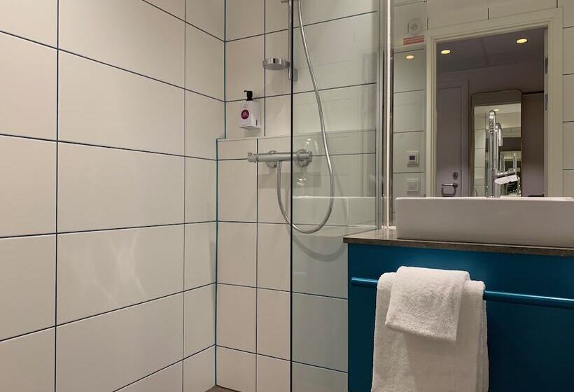 ファミリールーム, Quality Hotel The Mill