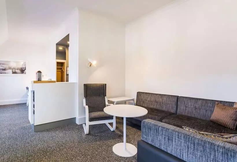 سوییت جونیور, Radisson Blu Plaza Hotel, Helsinki