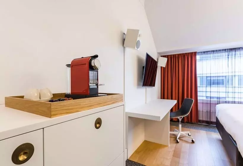 اتاق کلاس بیزنس, Radisson Blu Plaza Hotel, Helsinki