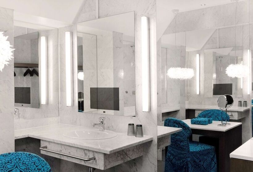 סוויטה, Radisson Blu Plaza Hotel, Helsinki