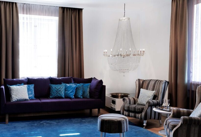 סוויטה, Radisson Blu Plaza Hotel, Helsinki