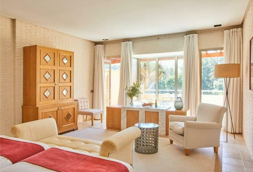 סוויטה, Rio Real Golf &