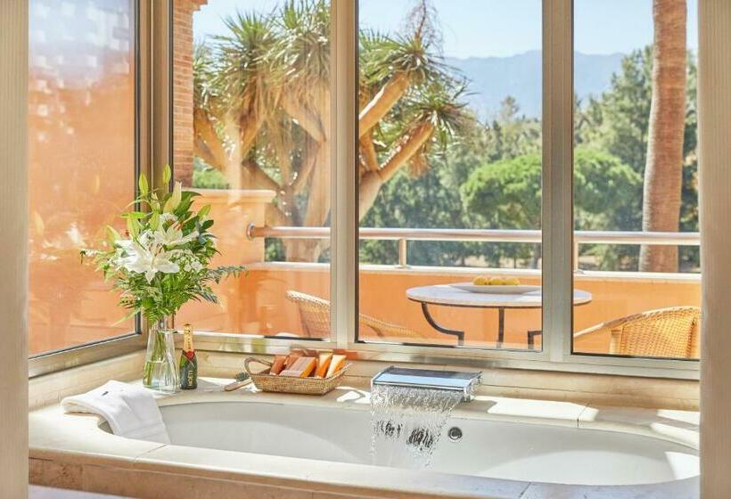 סוויטה, Rio Real Golf &