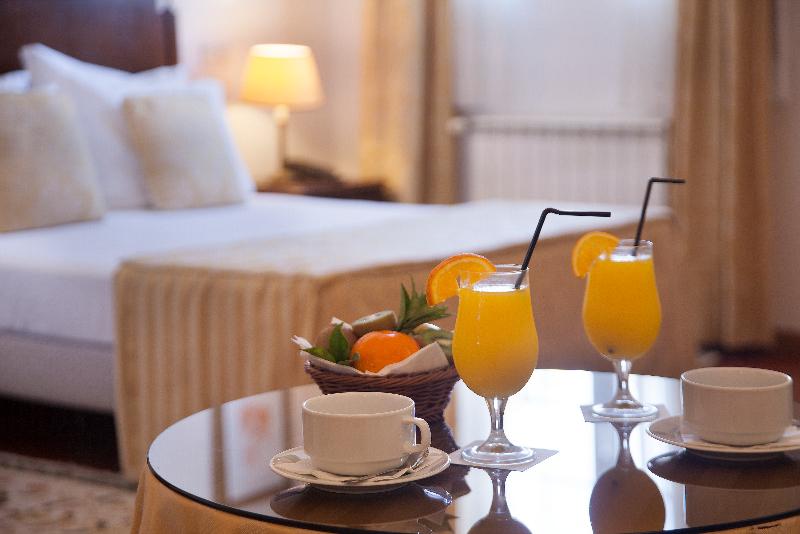Номер Стандарт, Turim Club Azeitao
