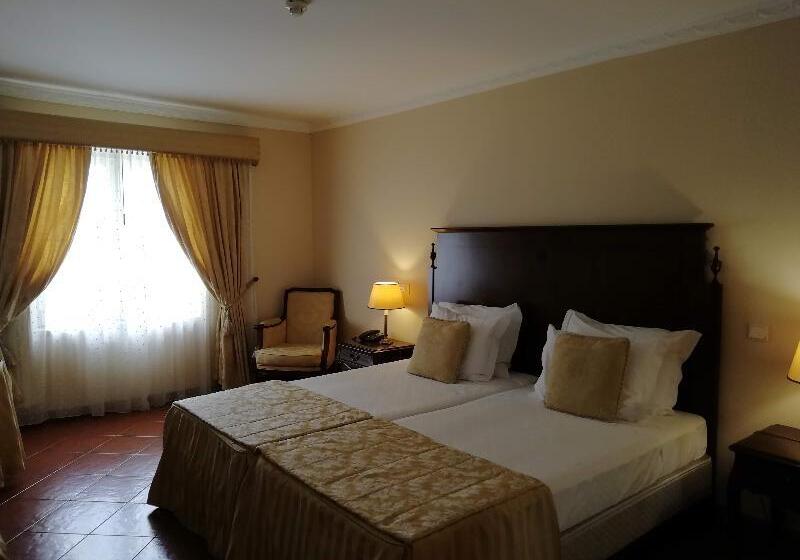 Номер Стандарт, Turim Club Azeitao