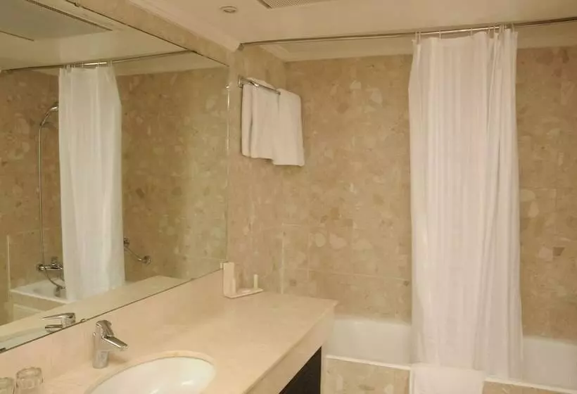 اتاق استاندارد, Oasis Hotel & Spa