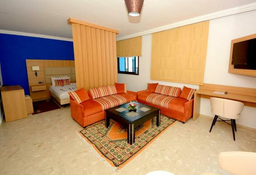 סוויטה, Oasis Hotel & Spa