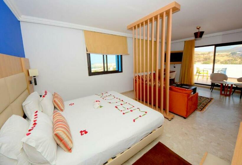 סוויטה, Oasis Hotel & Spa