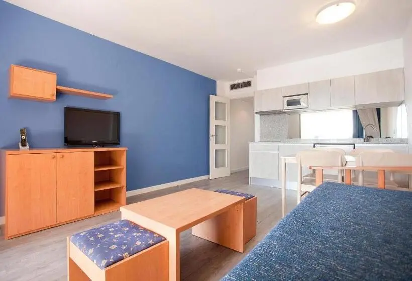 Perhehuone näköaloilla, Voramar Cambrils