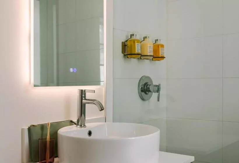 اتاق استاندارد با 2 تخت دوبل, Sonder The Deco