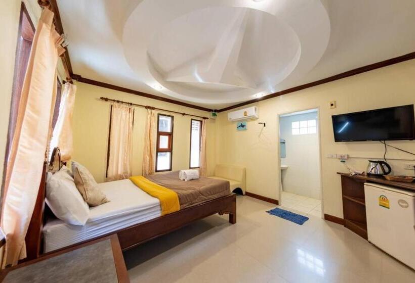 غرفة ديلوكس, Tompizza Resort