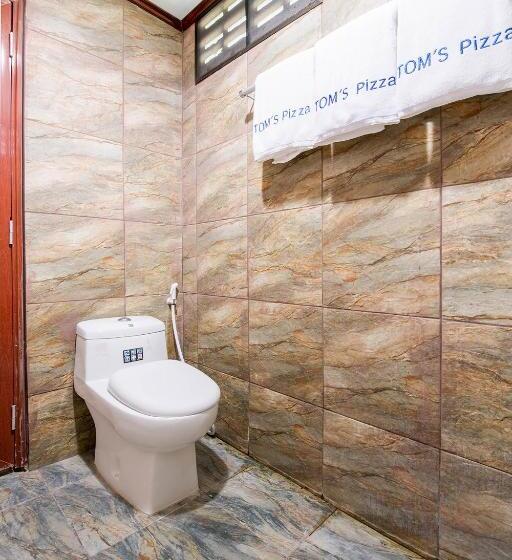 غرفة عائلية, Tompizza Resort