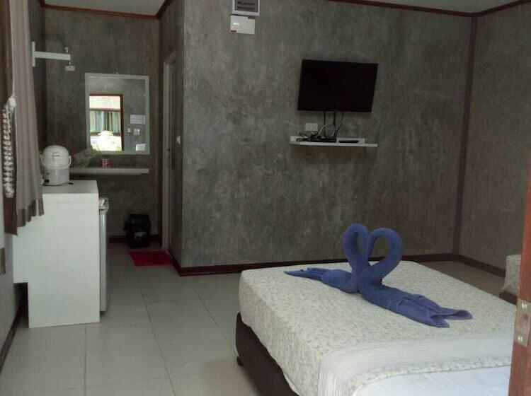 Quarto Estandar, Tompizza Resort