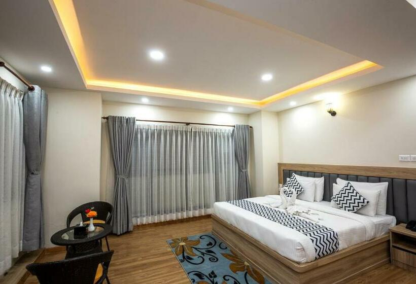 اتاق سوپریور با تخت بزرگ, Travel Inn