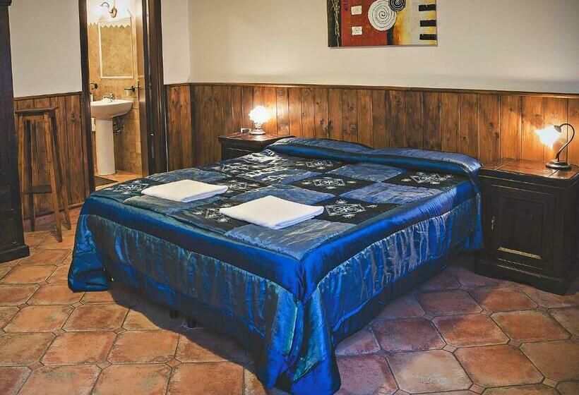 חדר סטנדרט לארבעה, Bed And Breakfast Ichnos