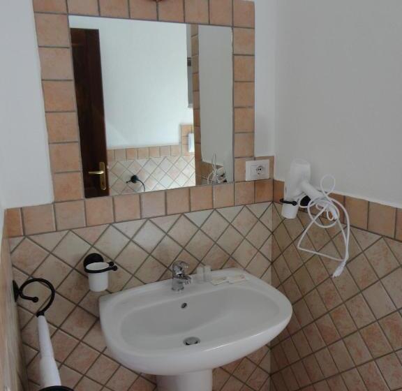 חדר סטנדרט, Bed And Breakfast Ichnos