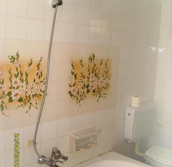 اتاق استاندارد چهار تخته, Kiyak