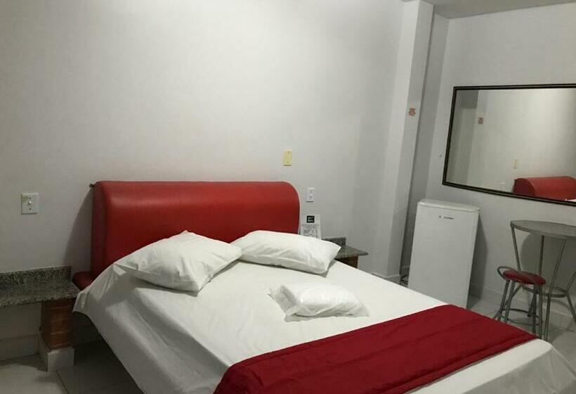 싱글 디럭스 룸, Oliveira