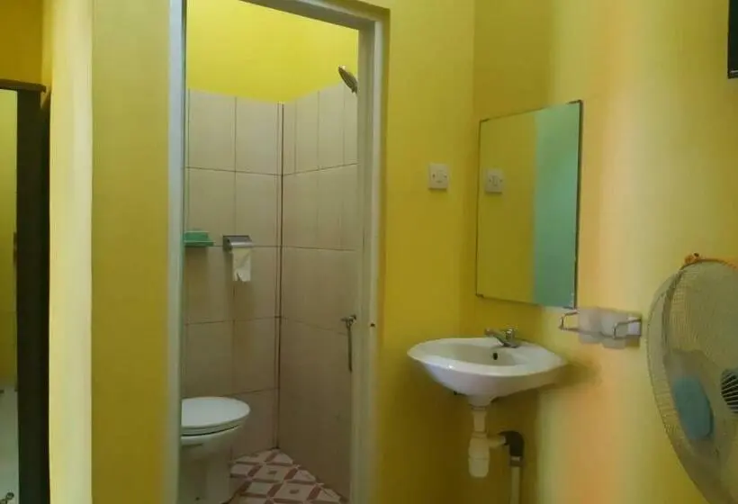 اتاق لوکس, Oyo 3214 Puri Amalia