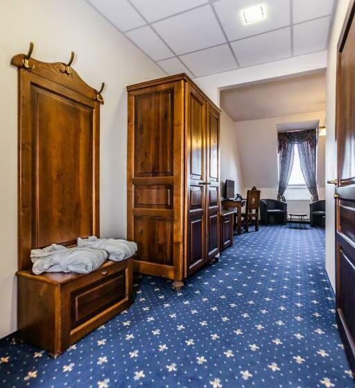 غرفة قياسية, Grand Vígľaš