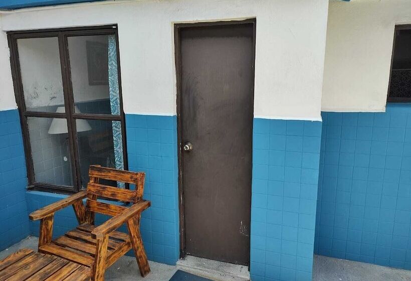 Номер Стандарт, Antique Casa De Huespedes Barrio Antiguo