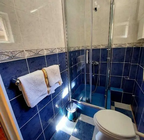 اتاق استاندارد, Apartments And Rooms Lijesevic