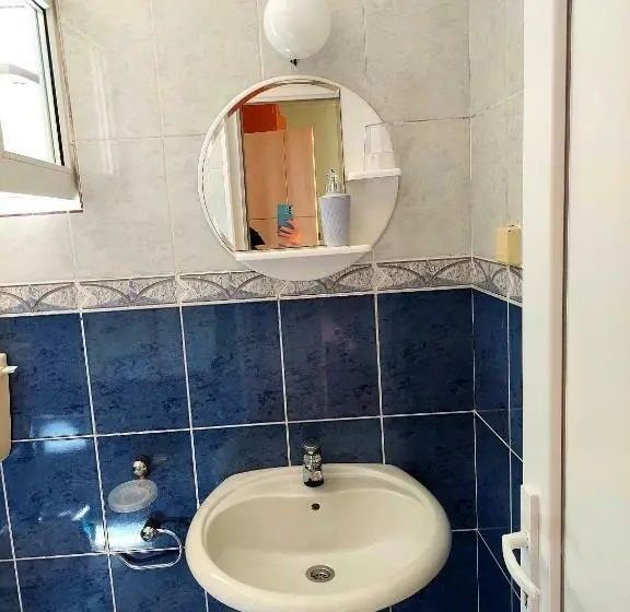 اتاق استاندارد, Apartments And Rooms Lijesevic