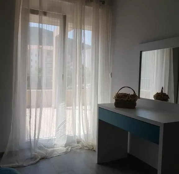آپارتمان 1 خوابه با چشم‌انداز باغ, Apartments And Rooms Lijesevic