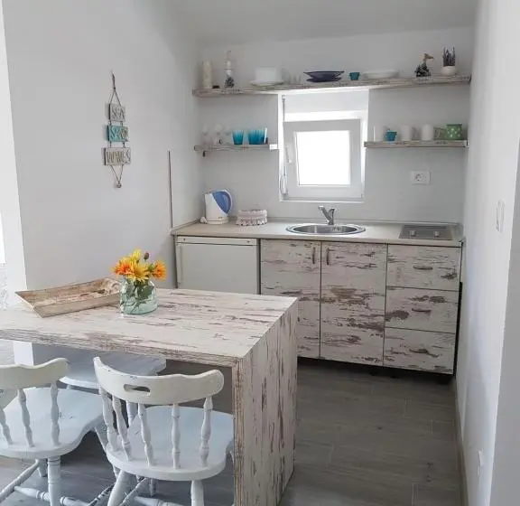 آپارتمان 1 خوابه با تراس, Apartments And Rooms Lijesevic