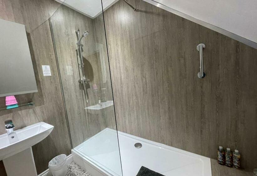 غرفة ديلوكس, Cotswold Hare