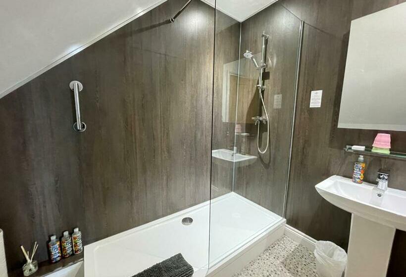 غرفة ديلوكس, Cotswold Hare