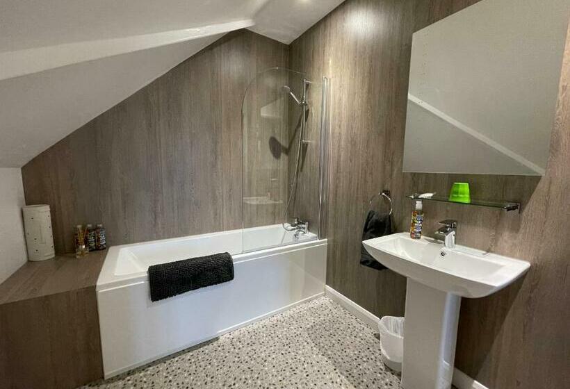 غرفة ديلوكس, Cotswold Hare