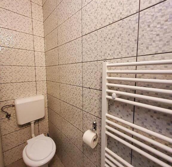 Номер Стандарт, Sissy Vendégház