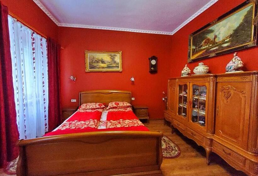 Номер Deluxe, Sissy Vendégház