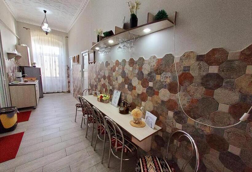 Family Suite, Sissy Vendégház