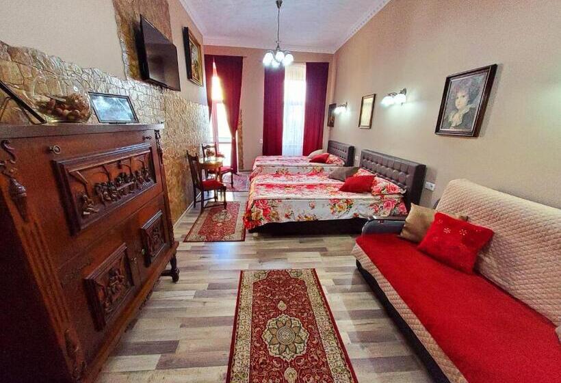 Family Suite, Sissy Vendégház