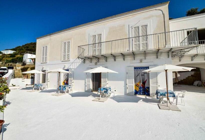 Номер Стандарт, Solemareponza Casa Maria