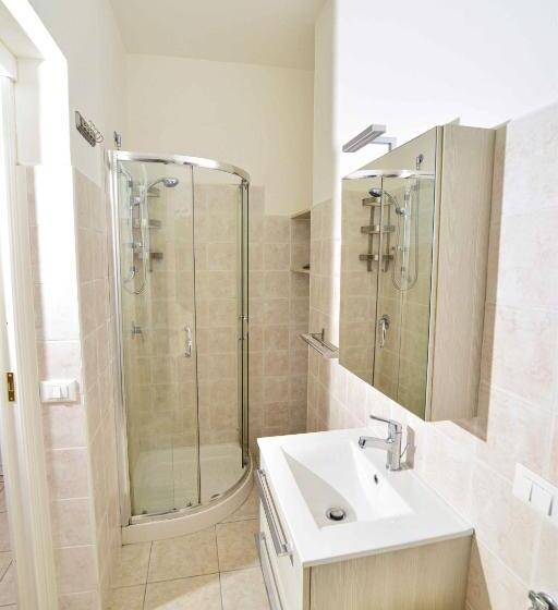 غرفة عائلية, Solemareponza Casa Maria