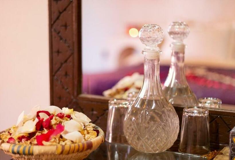 חדר משפחתי נוף לבריכה, Ecolodge L île De Ouarzazate