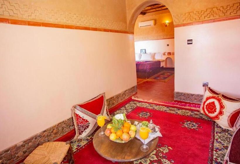 اتاق خانوادگی با چشم‌انداز استخر, Ecolodge L île De Ouarzazate